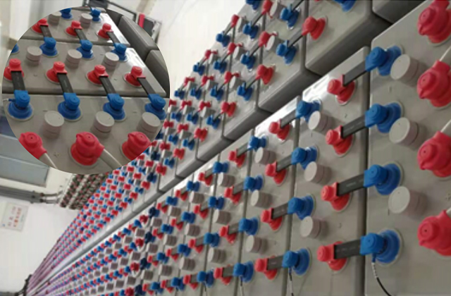 中國華能1000MW 動力機組用220V 管式膠體鉛酸蓄電池，OPzV2-2500，104 只/ 組
